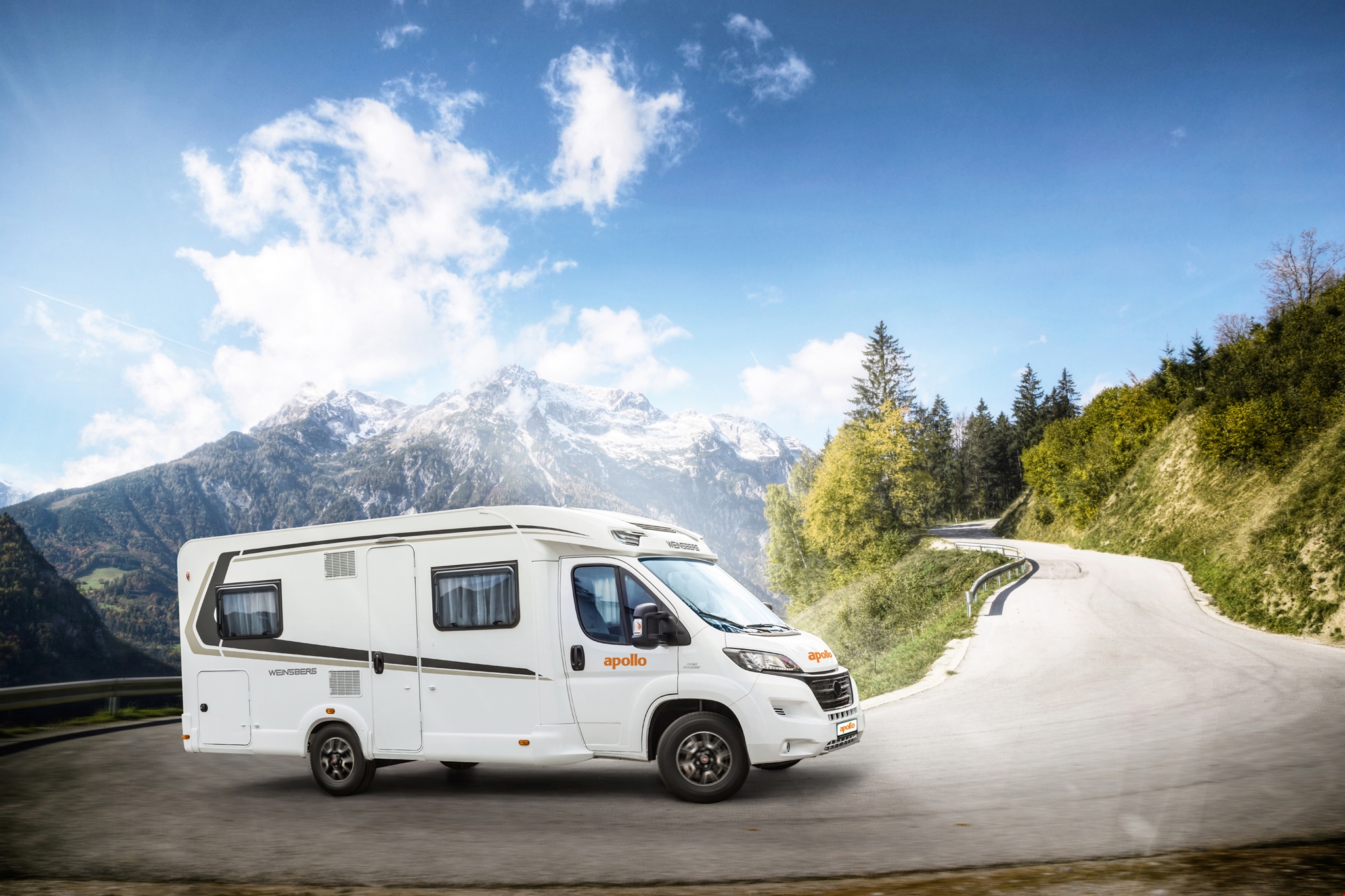 Family Traveller Plus Apollo Europe (14) Autocamper leje i Europa