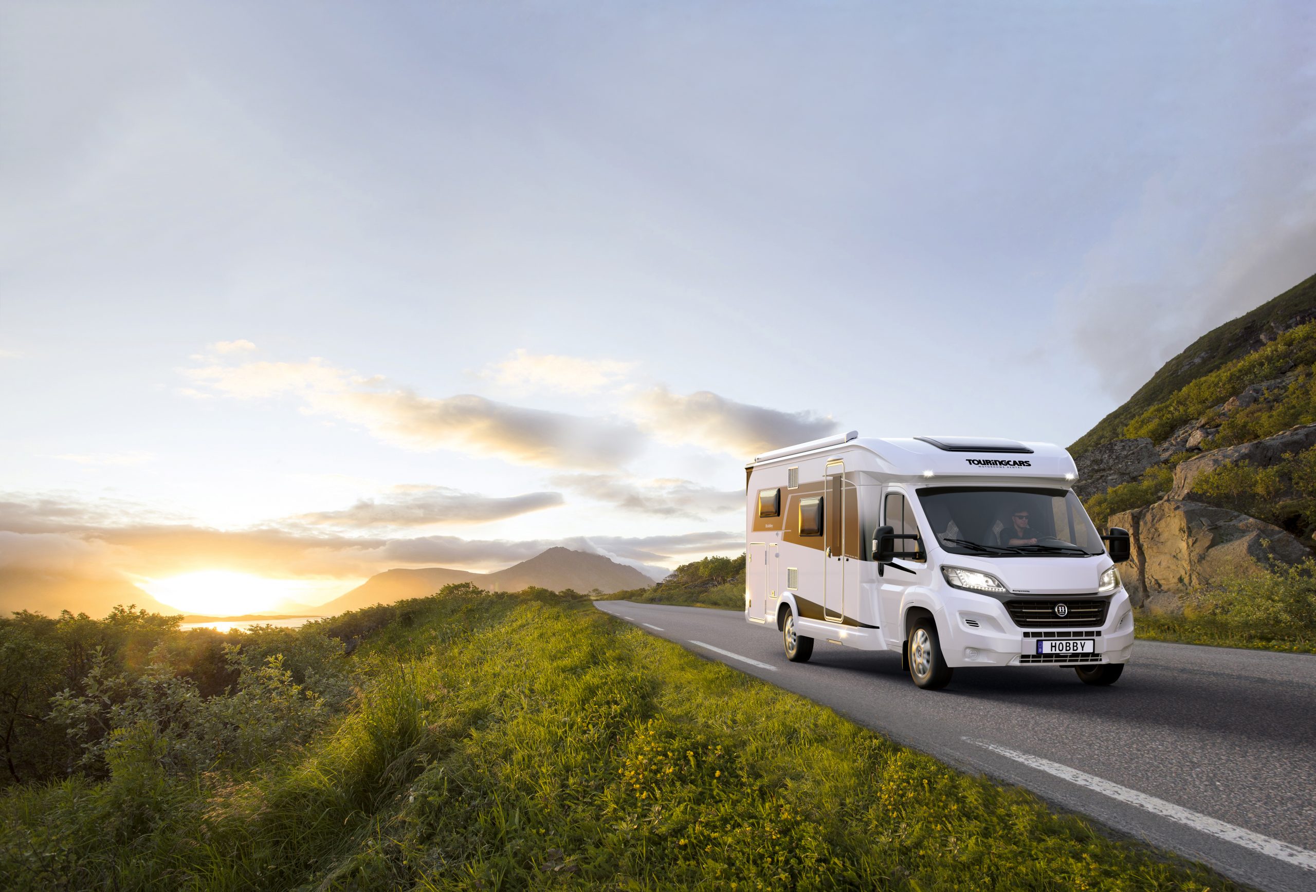Touring Cars autocamper leje
