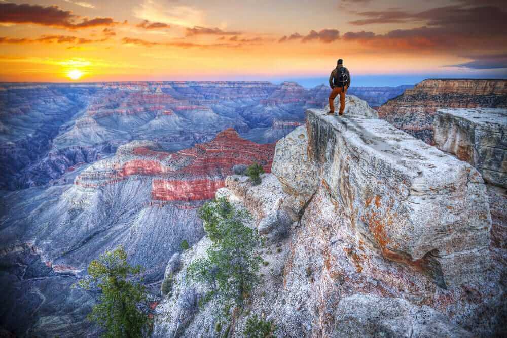 Grand Canyon har campingpladser meget tæt på kløften. Det er en helt særlig oplevelse på en rejse i autocamper i USA.