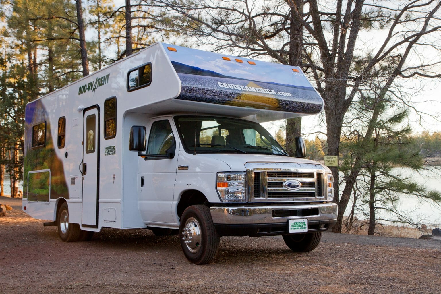 C25 God autocamper fra Cruise America Lej billigt hos Autocampers.dk