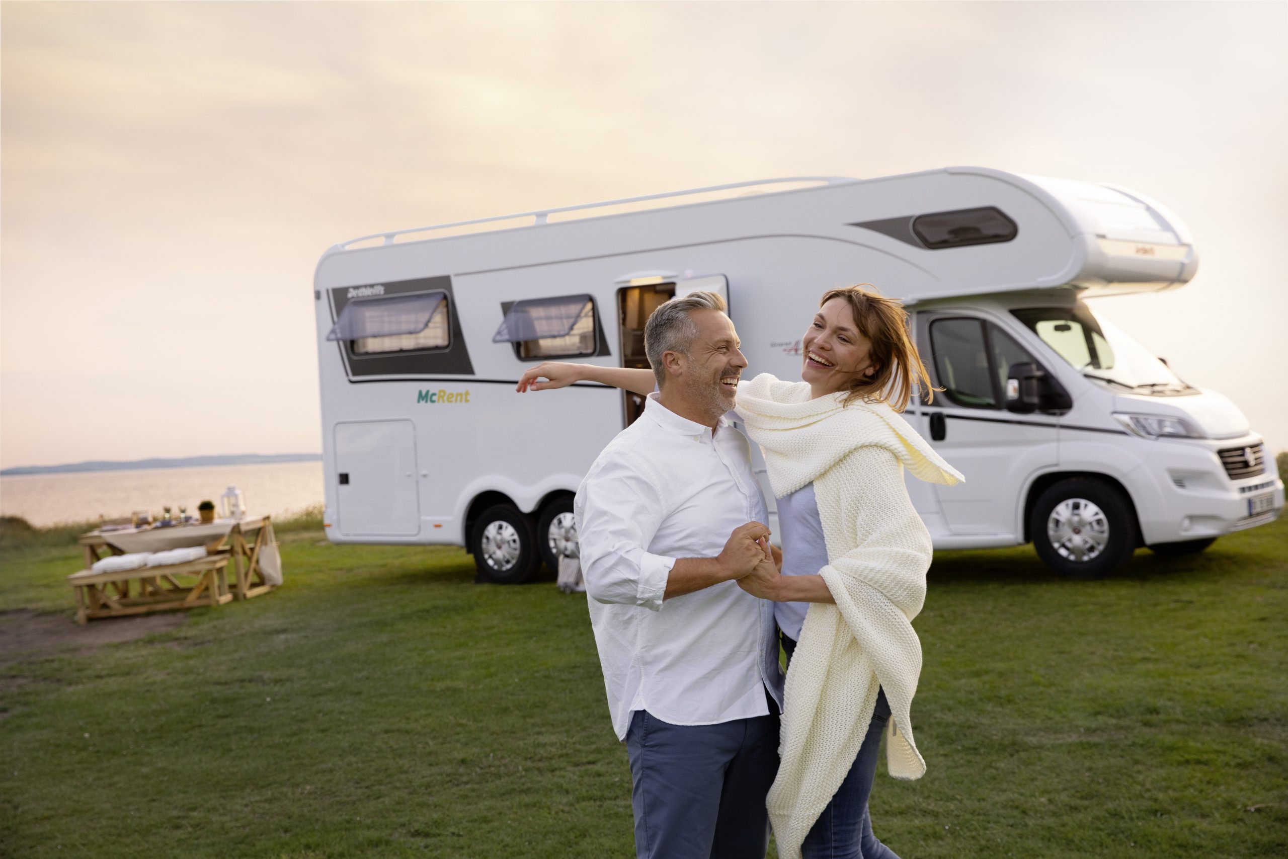 Premium PLus autocamper med alkove og plads til 6 personer