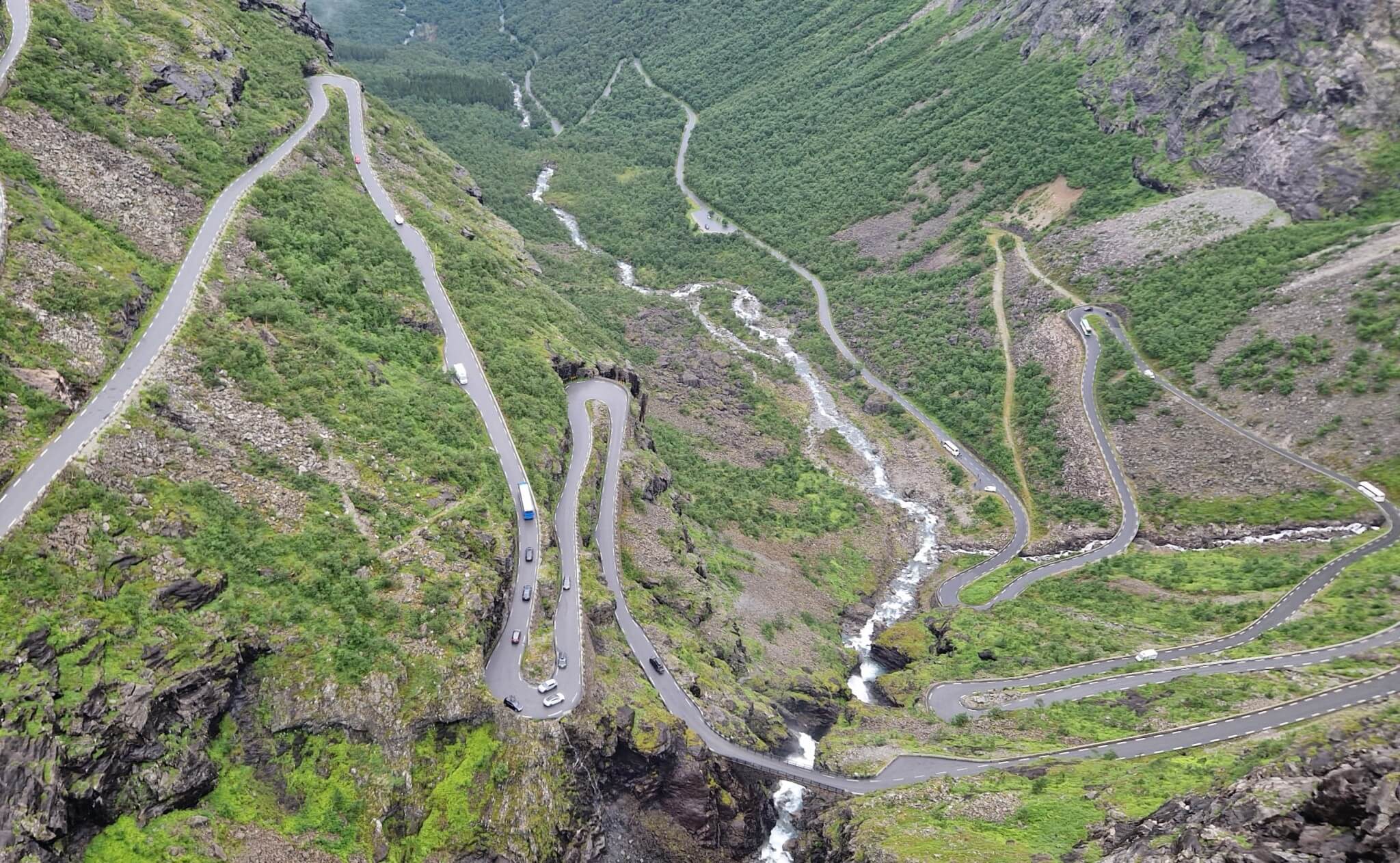 Fra Trondheim til Larvik i autocamper - Trollstigen set fra oven